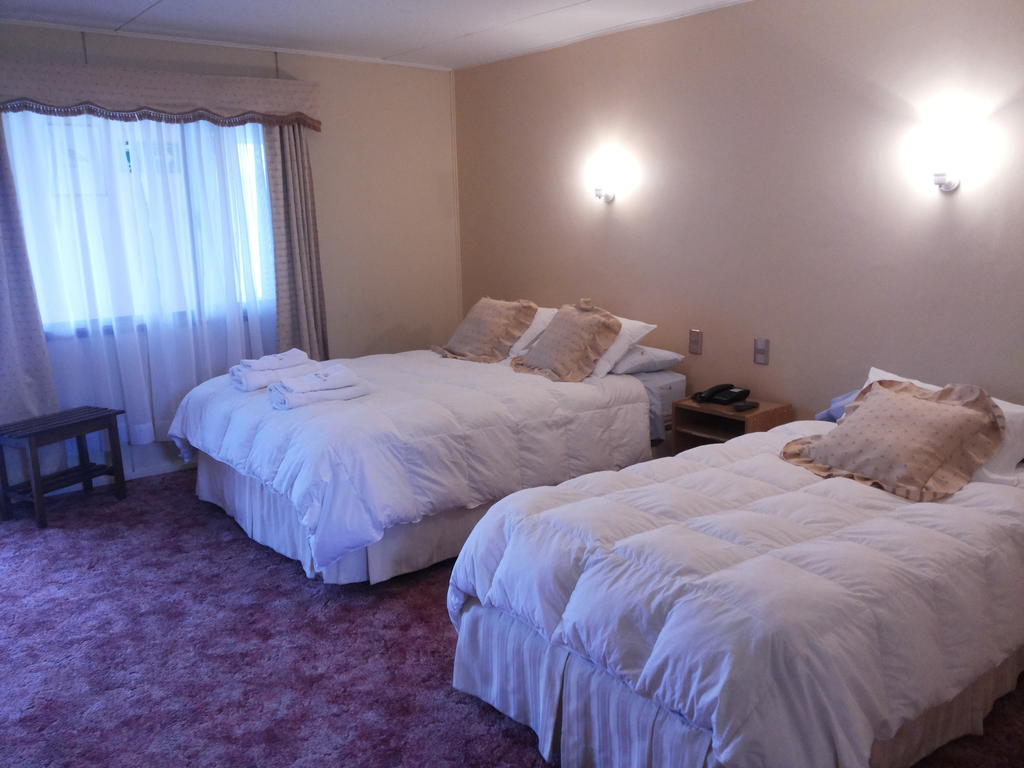 Hotel Glaciares Puerto Natales Buitenkant foto